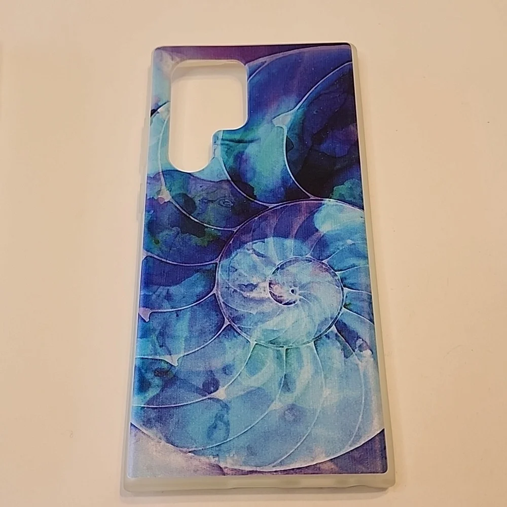 3 SAMSUNG 22 ULTRA CASES S22 ULTRA BRAND NEW NEVER USED. BOT 4 USED 1